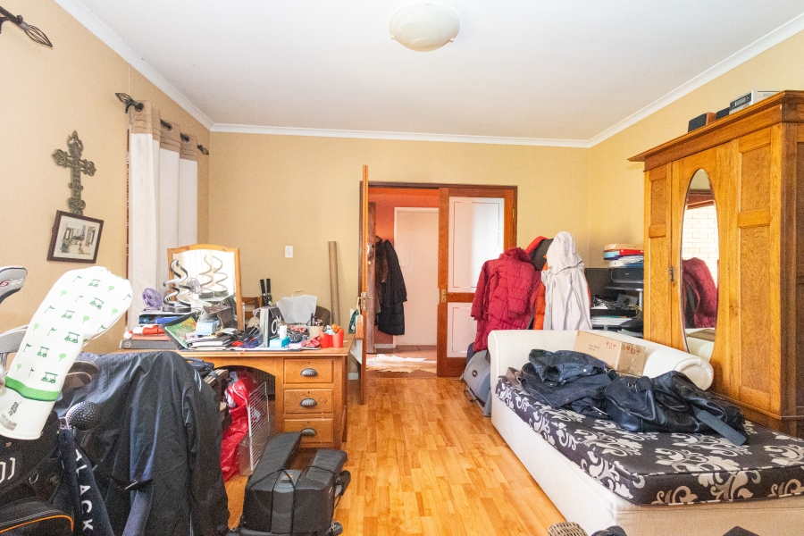 4 Bedroom Property for Sale in Sonstraal Heights Western Cape